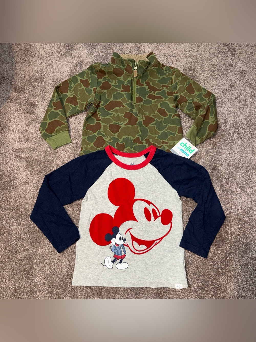 Boys lot gap / child of mine 4T - 5T ✨